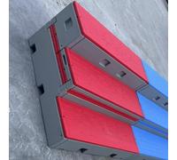 Palco for coro mobile e pieghevole a tre livelli for la scuola, gradini mobili ribaltabili, palco for coro in plastica PE for spettacoli nei bar della scuola materna(Red)