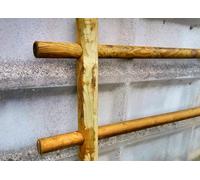 Pali in legno per recinzione con punta in pino impregnati in autoclave