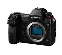 Panasonic Lumix DC-S1E-K Fotocamera Mirrorless Full Frame, Registrazione Video 4K 60p/50p con Flip Screen, Funzioni Video per Professionisti, Sensore CMOS 24.2MP, Solo Corpo Macchina, Nero