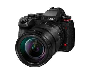 Panasonic Lumix S1 II + 24-105mm f/4 Macro O.I.S.