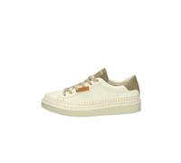 PANCHIC Scarpe allacciate uomo P01 con tomaia in nappa avorio e spoiler verde militare. Lacci piatti di cotone neri e fodera di cotone. La P01 con le sue linee pulite rappresenta il perfetto equilibri