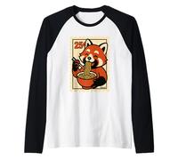 Panda rosso felice mangia ramen in un francobollo vintage Maglia con Maniche Raglan