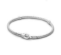 PANDORA Moments 593680C01-23 - Bracciale con borchie in argento Sterling, compatibile con ciondoli Moments, dimensioni: 23 cm