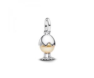 PANDORA Moments 793748C01 Breloque en forme d'œuf de Pâques en argent sterling avec perle de cristal synthétique Compatible avec les bracelets Me & Moments, 9x13,5x9,3 mm, Argent sterling, Pas de