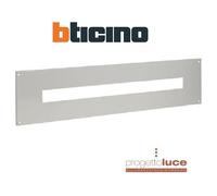 Pannello Bticino a 4 viti di fissaggio 36 moduli con finestra DIN35 9780/36