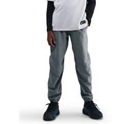 Pantaloni per ragazzi Nike Boys Dri-FIT Multi Big - smoke grey/reflective silver - Grigio (S)