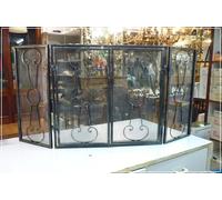 Parascintille per il Camino in Ferro Battuto con le Antine Modello APRIBILE