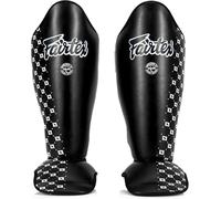 Paratibie Muay Thai Fairtex SP5 per Uomini, Donne e Bambini | Premium, Leggere e Resistenti | Protezione Estesa per evitare periostiti durante l'allenamento o lo sparring(Medium/Nero)