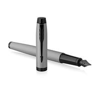Parker IM Black Edition Premium - Penna stilografica, colore grigio acromatico opaco con finiture nere, pennino fine, inchiostro nero, in confezione regalo