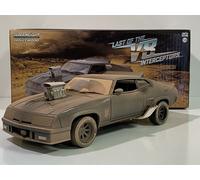 Pazzo Massimo Ultimo Of The V8 Interceptors Invecchiato 1:24 Greenlight 84052