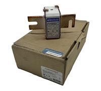 PC33UD69V900D1A Y300263C FERRAZ SHAWMUT, Mersen Fusibile a semiconduttore 690...