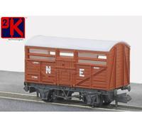 PECO NR-45E Lner 8Ton Bestiame Vagone 4125111 Rosso Oxide / Bianco Livrea N