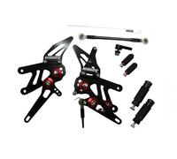 Pedane regolabili Street Racing Accossato nere con inserti rossi per Aprilia Rsv4 Factory Aprc Abs dal 2013 al 2014 (CC 1000)