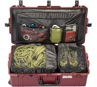 PELI 1615TRVL Travel Air Case, Valigia resitente agli urti con ruote, Impermeabile/ resistente alla polvere, Capacità di 70L, Fabbricata in USA, Con inserto da viaggio, Colore: Sangue di bue