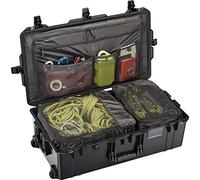 PELI 1615TRVL Travel Air Case, Valigia resitente agli urti con ruote per viaggiatori estremi, Impermeabile e resistente alla polvere, Capacità di 70L, Fabbricata in USA, Con inserto da viaggio, Nero