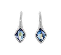 Pendientes handmade bañados en plata y con cristal SWAROVSKI® ELEMENTS en forma de rombo facetado de color azul. Un diseño creativo realizado por UNOde50 a través de un método artesanal.