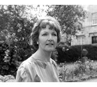Penelope Keith [1026942] 8x10 Foto (Altre Misure Disponibile)