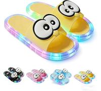 Penguin - Ciabatte a LED con 7 colori, si illuminano antiscivolo, scarpe da doccia con occhi in stile cartone animato, con sensore di movimento a LED, scarpe da spiaggia per adulti, Giallo, 42 1/3 EU