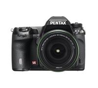 Pentax K-5 II Kit Fotocamera e Obiettivo 18-135mm WR, Sensore CMOS APS-C da 16,93 Megapixel, Display LCD da 3”, Video Full HD, Nero