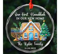 Personalizzato il nostro primo Hanukkah nella nostra nuova casa Ornamento di vetro Natale 2025, 1st Hanukkah nel nostro nuovo regalo di decorazione per la casa, Nome personalizzato Data Cristianesimo