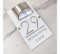 Personalizzato Solar-Powered LED Door Number Sign, Modern Laser-Cut 3D Address Plaque Waterproof Outdoor House Number Sign Custom Address Plaque for Homes, Apartments, Hotels, Yard, Porch (White