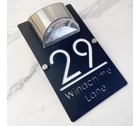 Personalizzato Solar-Powered LED Door Number Sign, Modern Laser-Cut 3D Address Plaque Waterproof Outdoor House Number Sign Custom Address Plaque for Homes, Apartments, Hotels, Yard, Porch (Black