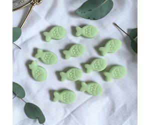 Pesci di sapone 50 pezzi verde - Bomboniere per Comunione, Battesimo e Cresima - Piccoli saponi decorativi a forma di pesce - Decorazione da tavolo e regalini per celebrazioni