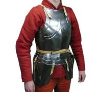 Pettorale medievale in acciaio per la parte superiore del corpo, corazza in metallo nero con cinghie in pelle, costume tradizionale da cavaliere