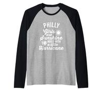 Philly Ragazze Sono Sole e Un uragano Divertente Scuro Maglia con Maniche Raglan