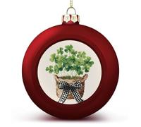 Pianta di trifoglio verde in un cesto di vimini, ornamenti per palline di Natale infrangibili da appendere, palline rosse per albero di Natale, decorazioni per albero di Natale, feste di nozze
