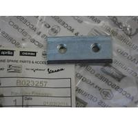 Piastrina cerniera sponda Tail gate hinge plate Piaggio Quargo