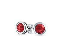 Piccoli Orecchini a Lobo Solitari Minimalisti con Rubino Rosso AAA CZ Rotondo in Castone, Argento Rubino Simulato in Argento Sterling .925