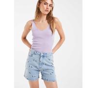 Pieces - Pantaloncini di jeans blu medio con ricami floreali XS