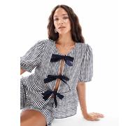 Pieces - Top a maniche corte allacciato davanti con fondo peplo blu navy e bianco a righe in coordinato XXL