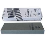 Sanelli Ambrogio, Naniwa Traditional Stone, Pietra Affilacoltelli Professionale, Grana Grezza #220, Ideale per Correggere Lame Scheggiate, con Legante Vetrificato, A Immersione, Made in Japan