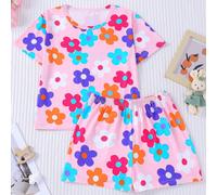 Pigiama a due pezzi per bambini con stampa floreale fresca e colorata su tutto il capo, maniche corte, collo rotondo e design carino. Realizzato in tessuto morbido, delicato sulla pelle, traspirante e