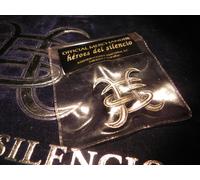 Pin HEROES DEL SILENCIO Rilievo / Color Argento - Merchandise Avalancha - 1995