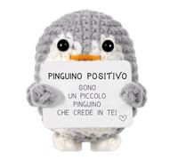 Pinguino Positivo© | Regalo Originale e Divertente | Idea Simpatica | Festa Bambini Ragazzi | Compleanno Bimba Bimbo| Decorazione Cameretta| Amigurumi Casa | Bambola Umoristica | Peluche Motivazionale