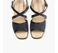 Pitillos Sandali in pelle con fascia frontale e tacco 3 cm
