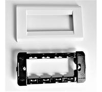 Placca compatibile più Supporto 4 POSTI bianca per Living Classic