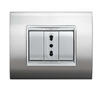 Placca esterna per presa elettrica a 3 posti Prestige alluminio Alluminio