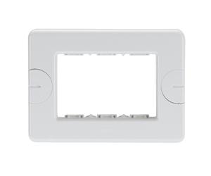 Placca Gewiss system bianca autoportante 3 posti GW24003