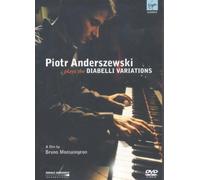 Plays Variations Diabelli