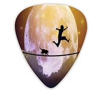 Plettri per chitarra Confezione da 12 pezzi con scatola sottile, Ragazzo e gatto che camminano su una corda davanti alla luna piena Stampa di immagini fantastiche, Set regalo speciale di plettri per c