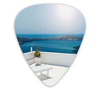 Plettri per chitarra Confezione da 12 Plettri con scatola sottile, Lettino sulla terrazza Architettura bianca Isola di Santorini Grecia Vista idilliaca sul mare, Set regalo speciale di plettri per chi