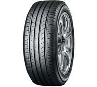 215 55 17 YOKOHAMA BLUEARTH GT AE51 94V
