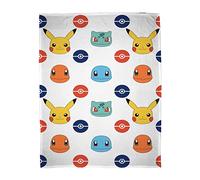 Pokémon Coperta ufficiale in pile | Design con distintivi Pikachu super morbida e calda | Character World Brands | Perfetta per qualsiasi camera dei bambini, campeggio e pigiama party | Dimensioni 100