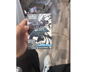 Pokémon TCG Scarlatto e Violetto Luce Nera Bundle 6 Bustine