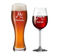 polar-effekt Set di 2 bicchieri da birra e bicchieri da vino con incisione personalizzata, anniversario, compleanno, regalo per coppie, vino e birra, con nome a scelta, motivo Mr. King e Mrs. Queen