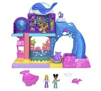Polly Pocket Pollyville - Acquario con Shani, playset con 2 bambole Polly e Shani, gioco d'acqua, 1 macchina e 11 accessori tra cui 8 cuccioli marini inclusi, giocattolo per bambini, 4+ anni, HKW15